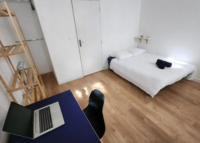 Apartment Authentic Toulousain - T4 - Hypercentre - Near Train Station