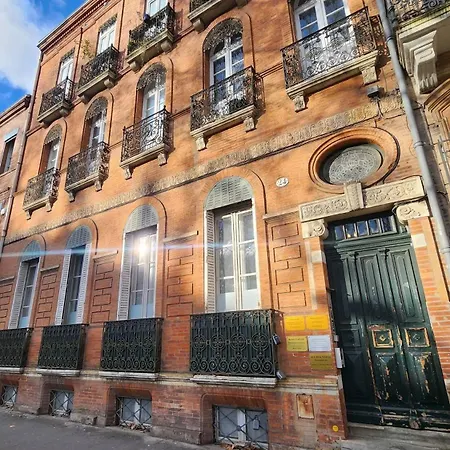Authentic Toulousain - T4 - Hypercentre - Near Train Station Apartamento *